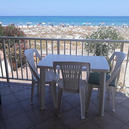 Sulla Spiaggia La Caletta Bagian luar foto